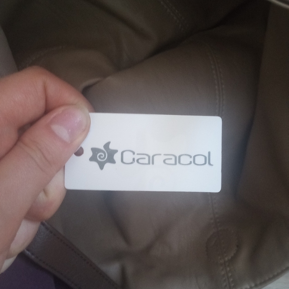 Caracol hobo bag nwt 🎉 - Picture 4 of 7